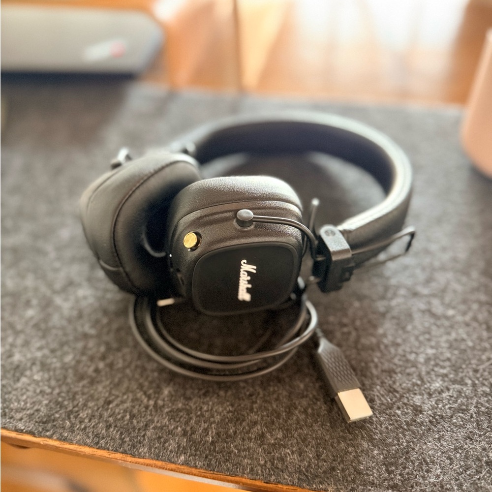 Major V Marshall Headphones Wireless Black